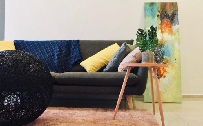 EkoCheras Opal Duplex: Chic Balcony Living by MOKA