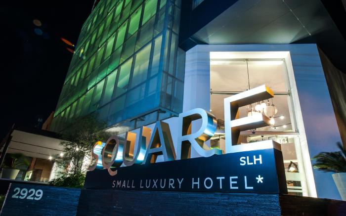 Square Small Luxury