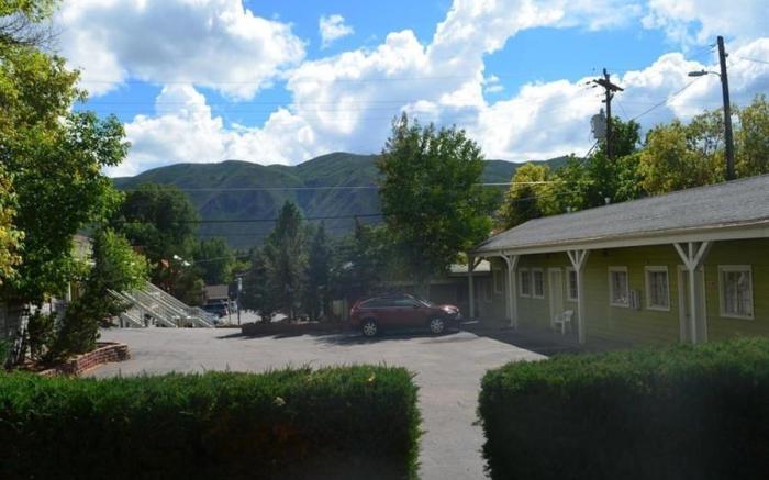Basalt Mountain Inn