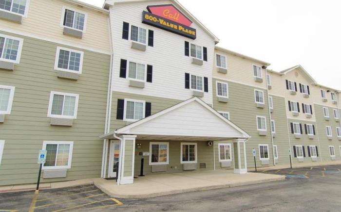 WoodSpring Suites Champaign near University