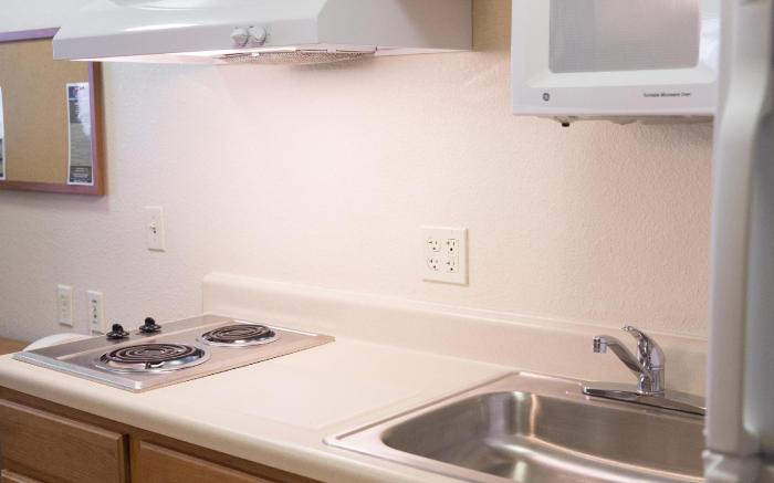 WoodSpring Suites Kansas City Lenexa