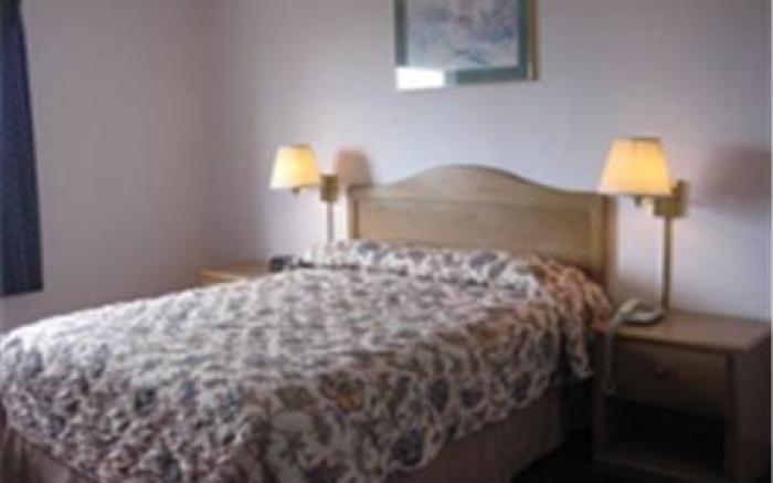 Newport Bay Motel