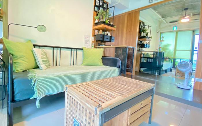HSIEN 【Zuoying High-Speed Rail】 § 【Mountain View & 7-Person Family Room】 5-Minute Walk