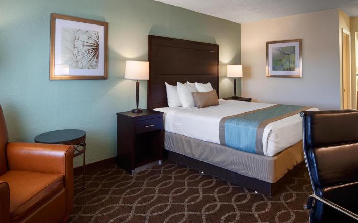 Quality Inn Clinton North