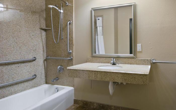 Best Western Plus Port of Camas-Washougal Convention Center