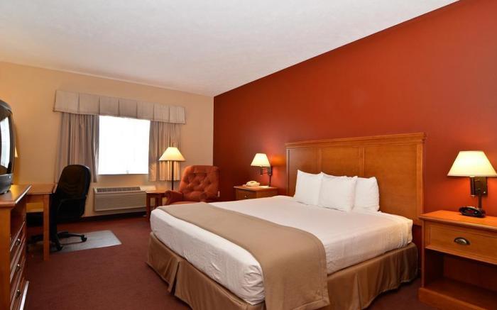 Best Western PLUS The Inn at Horse Heaven