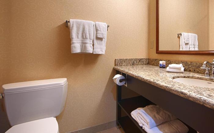 Best Western Plus Ticonderoga Inn and Suites