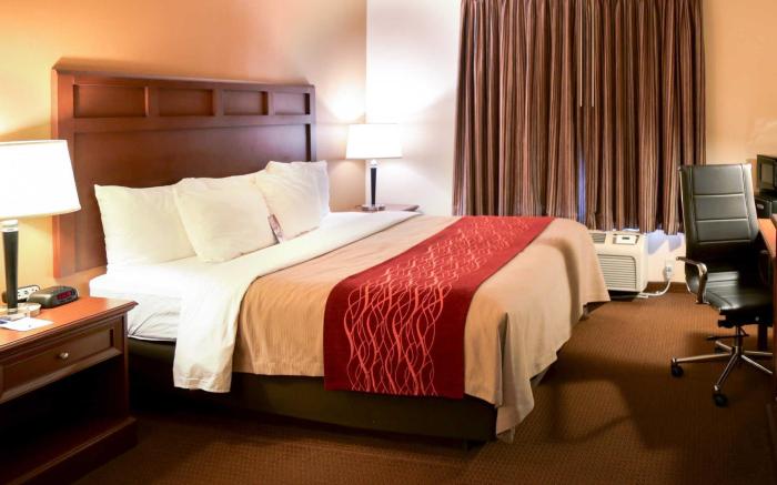 Comfort Inn & Suites Grinnell near I-80