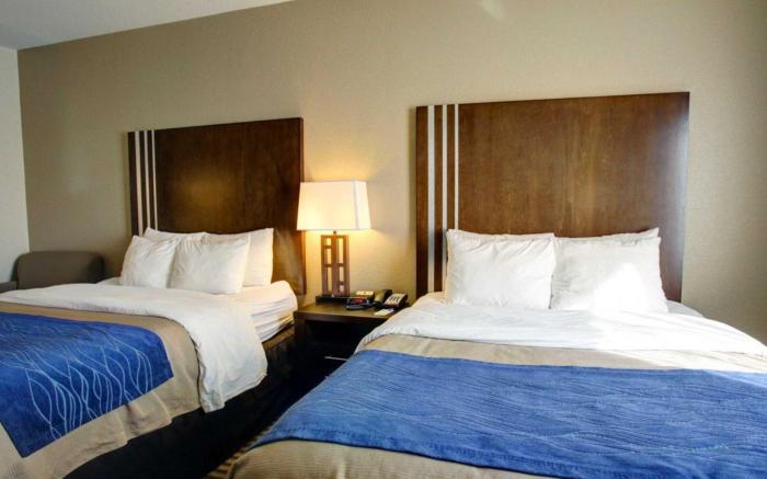 Comfort Inn & Suites