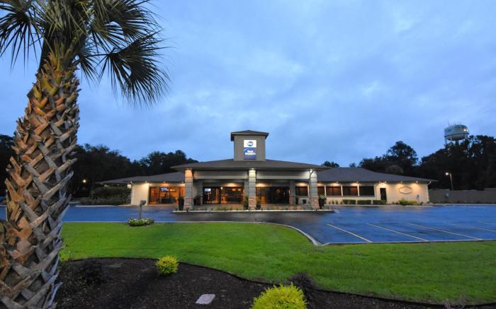 Best Western Point South