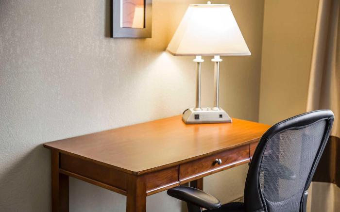 Quality Inn & Suites