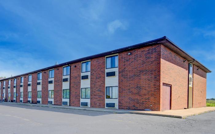 Capital O Amerihost Inn and Suites Mexico Hwy 54 MO