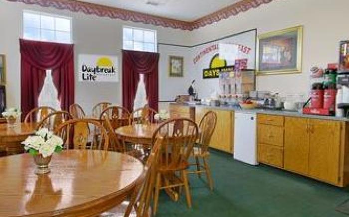 Garden Inn and Suites near Callaway Gardens Pine Mountain