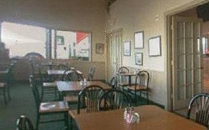 Lone Star Inn and Suites Victoria