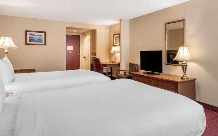 Comfort Inn & Suites Lake George