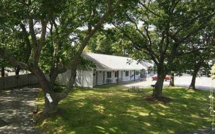 Skaket Beach Motel