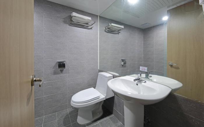 Ocean to You Resort Sokcho Seorak Beach Hotel and Condo