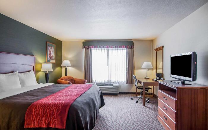 Comfort Inn & Suites Salem Northeast