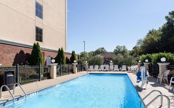 Comfort Suites Olive Branch - Memphis South