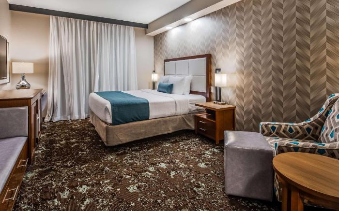 Best Western Premier Ankeny Hotel