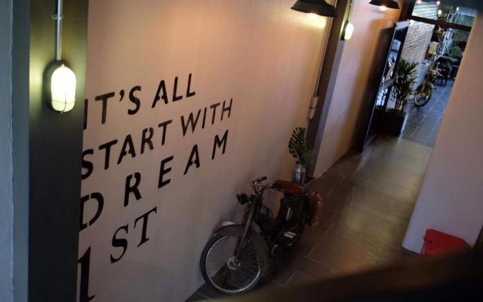 Sailomyen Cafe & Hostel