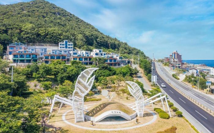 Ilchul-dong Blue Road Town Pension