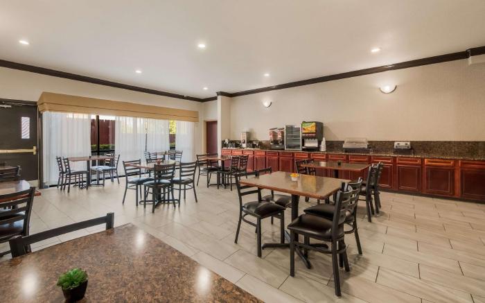 SureStay Plus by Best Western San Antonio SeaWorld