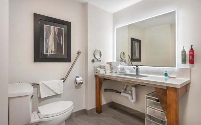 Executive Residency by Best Western Calgary City View North