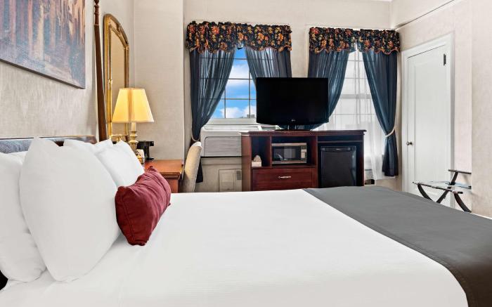 Genetti Hotel, SureStay Collection by Best Western