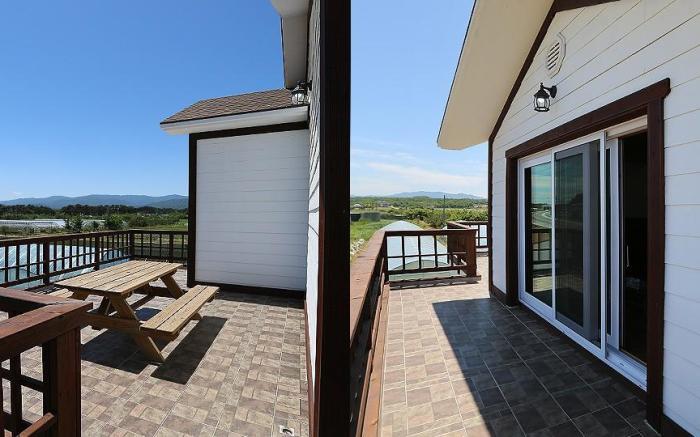 Sacheon Sea Pension