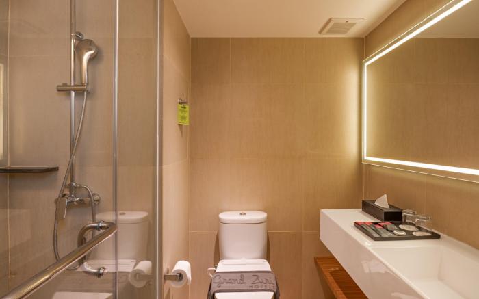 Grand Zuri Pekanbaru Hotel