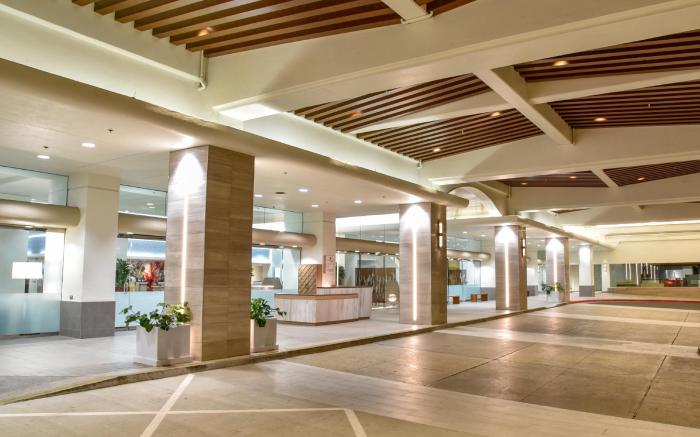 Ala Moana Honolulu by Mantra