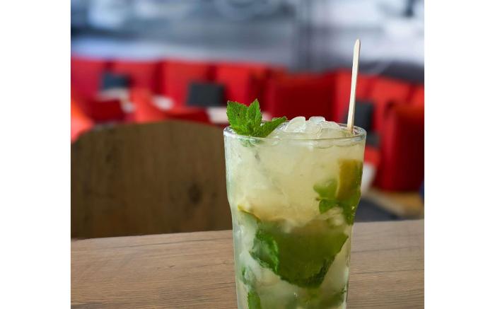 ibis Nantes Centre Tour Bretagne