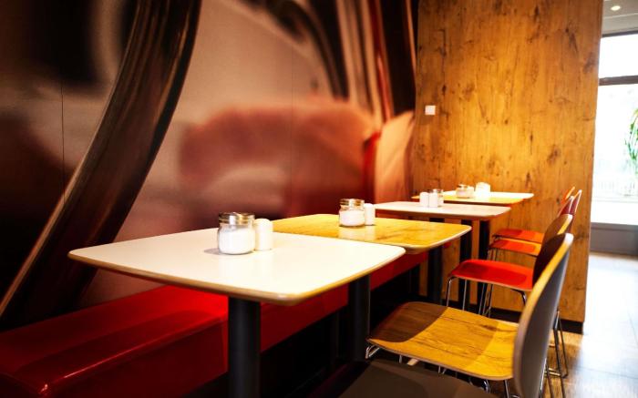 Ibis Hotel Koeln Centrum