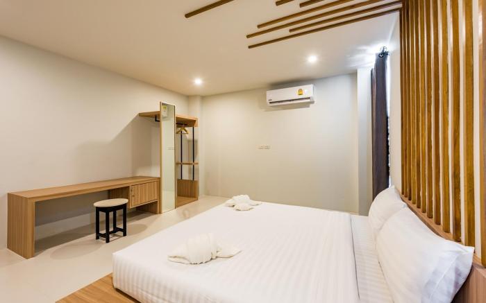 Phuket Marine Poshtel
