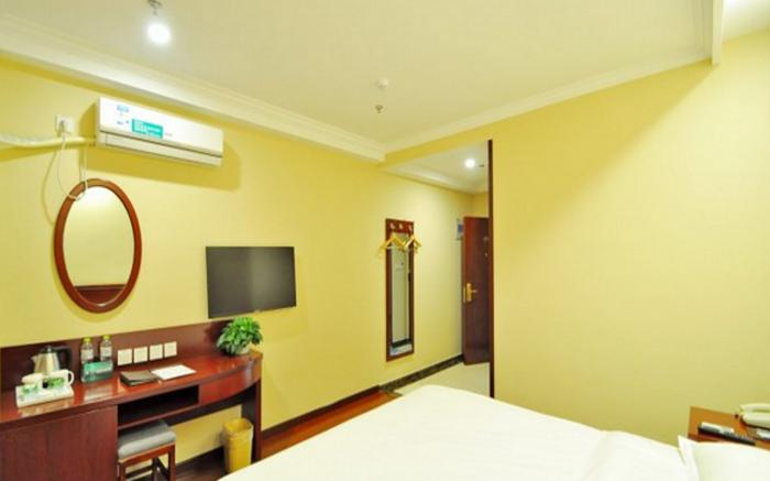 GreenTree Inn LinYi Yitang Town Shuangling Road Express Hotel
