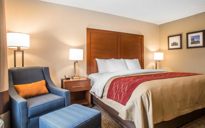 Comfort Inn PA Turnpike - I-81