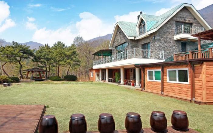 Gapyeong Edensia Byuljang Pension