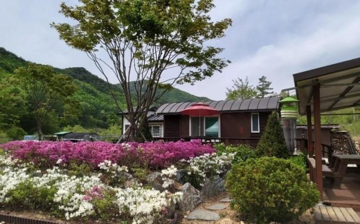 Sangjoo munjangdae healing house
