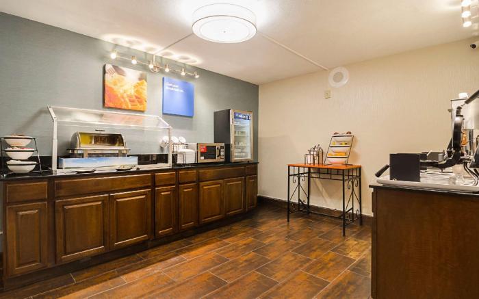 Comfort Inn University