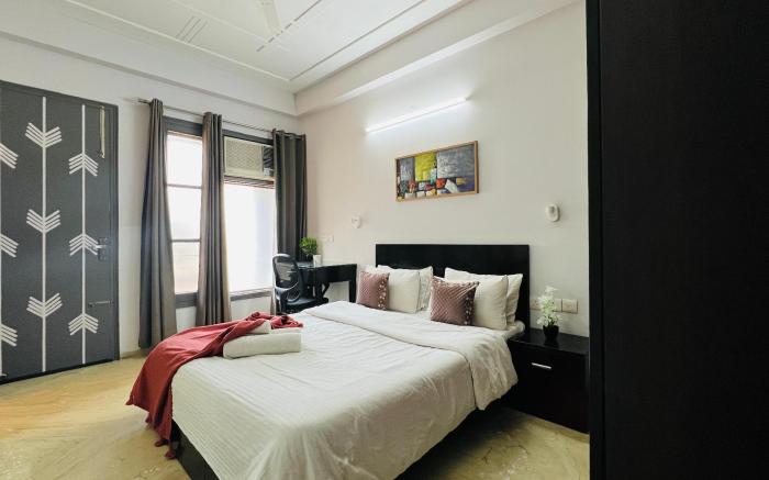 OLIVE 1 BHK with Kitchen near Medanta Medicity GGN