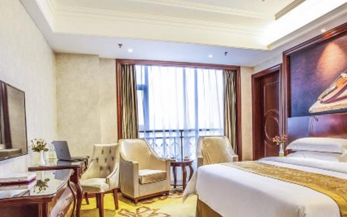 Vienna Hotel Guiyang Jiaxiulou Jichang Road