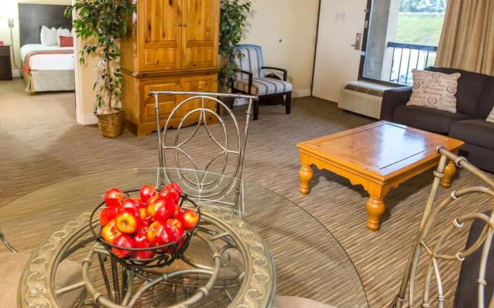 Ramada Hotel & Conference Center by Wyndham Jacksonville