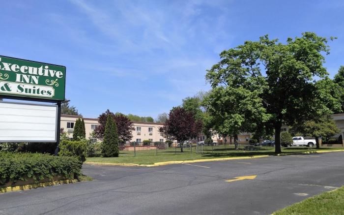 Motel 6 Tinton Falls, NJ - Neptune