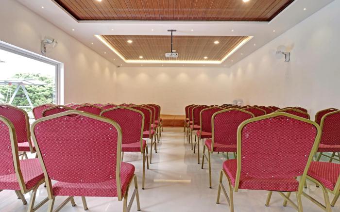 Hotel Misty Garden Resorts