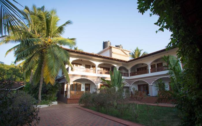 Dunhill Beach Resort