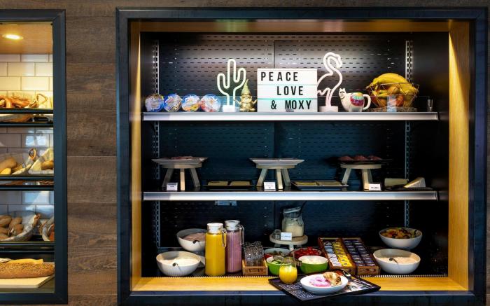 Moxy Brussels City Center