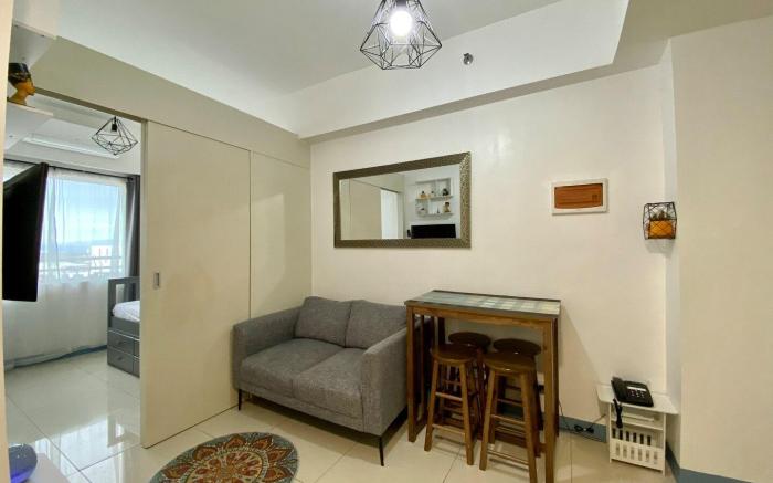 Cozy 2 BR Unit At South Residences SM Southmall