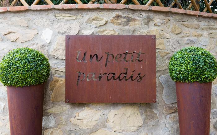 Un Petit Paradis