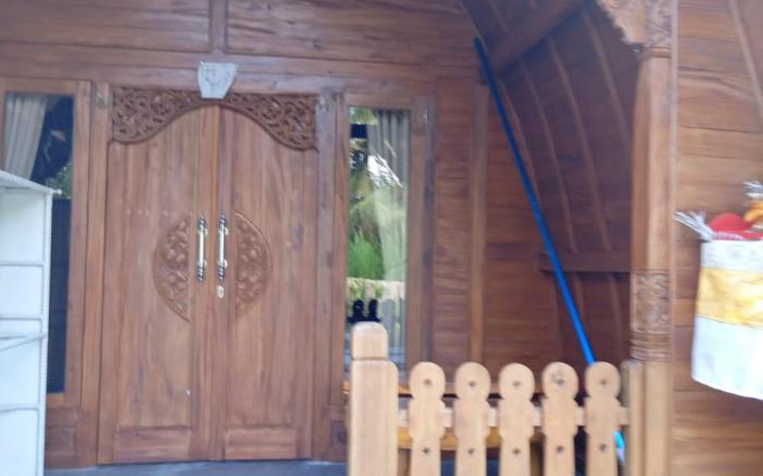 KUBU SELAT VILLA